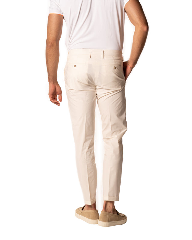 Pantalone chino