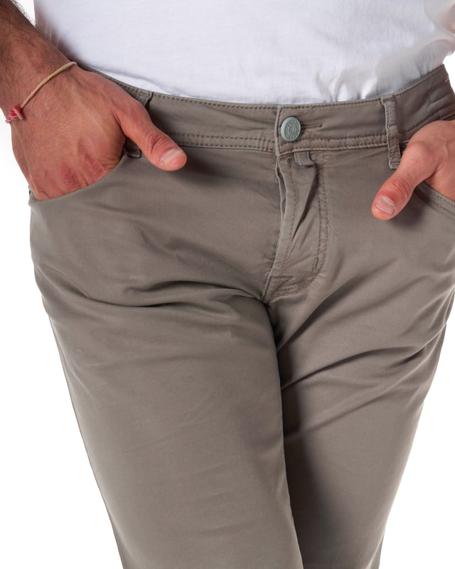 Jeans gabardina stretch color grigio