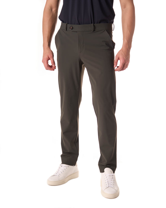 Pantaloni tecnici abito color militare