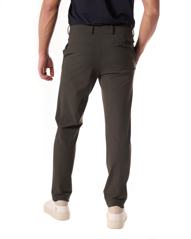 Pantaloni tecnici abito color militare
