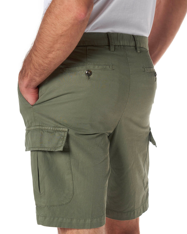 Bermuda tasconi color verde