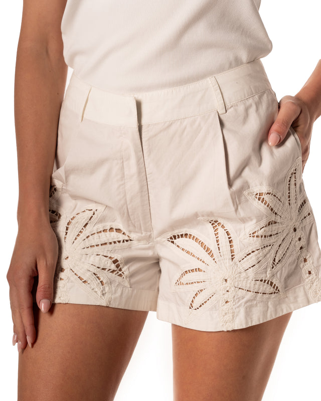 bermuda con ricamo fiore sangallo colore bianco