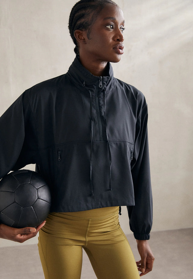 HALF ZIP WINBREAKER