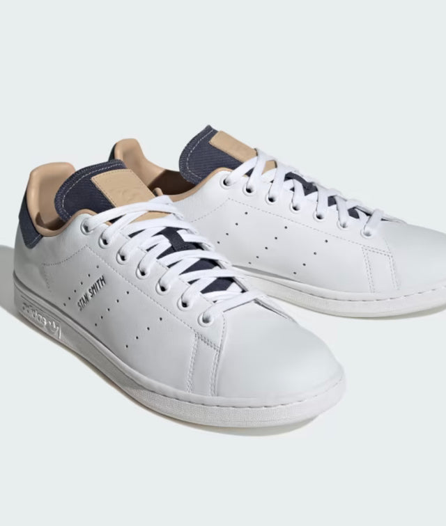 STAN SMITH