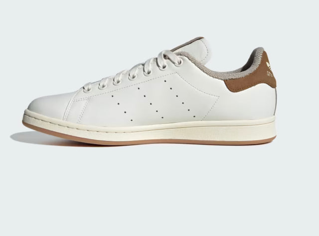 STAN SMITH