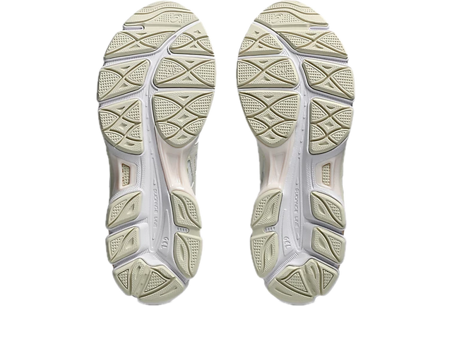 GEL CUMULUS 16 WHITE/CREAM