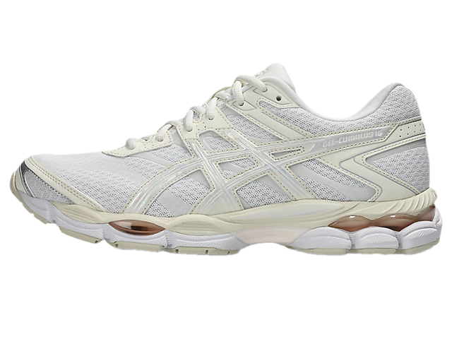 GEL CUMULUS 16 WHITE/CREAM