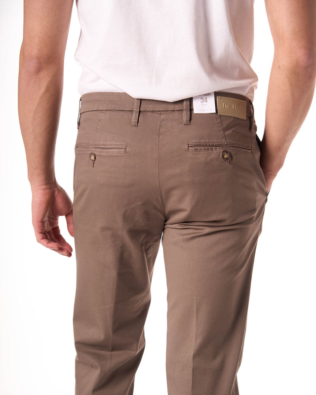 Pantaloni cotone tensell color fango