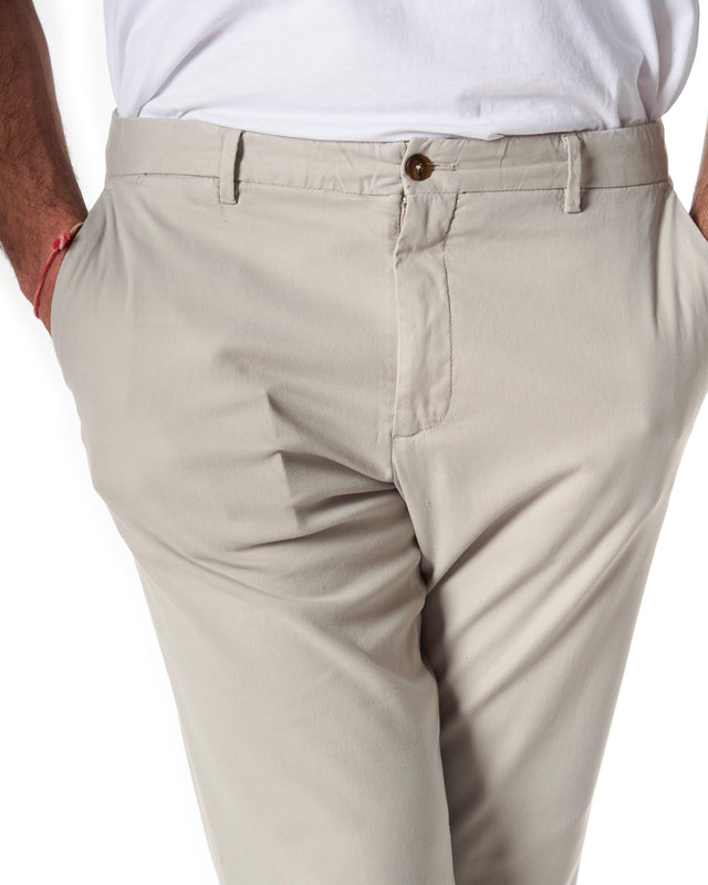 Pantaloni elastico color grigio