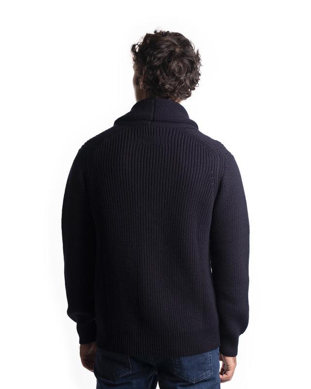 MAGLIA CON COLLO SCIALLE