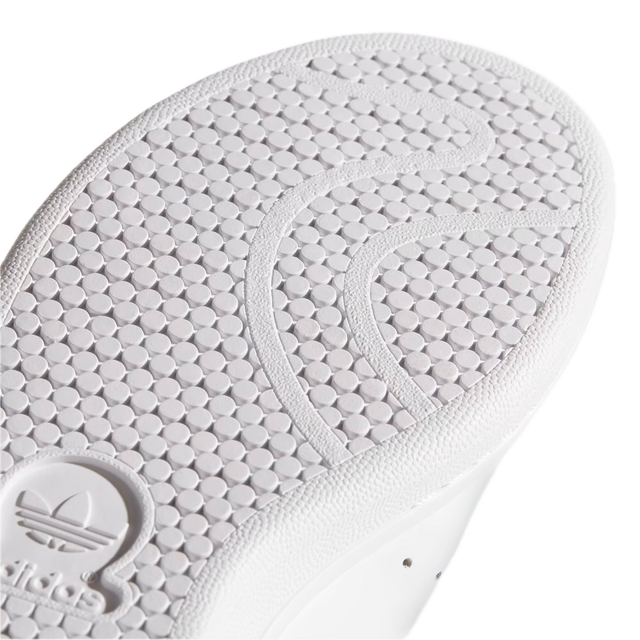 STAN SMITH